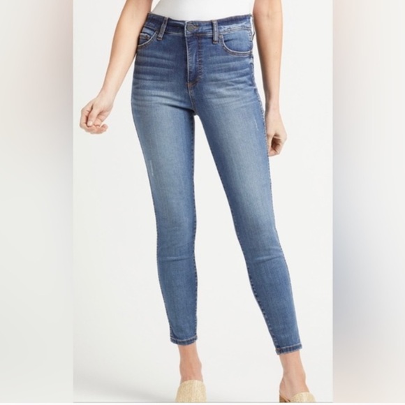 Kut from the Kloth | Women’s medium blue slightly distressed ankle jeans, sz 14 - Picture 16 of 16